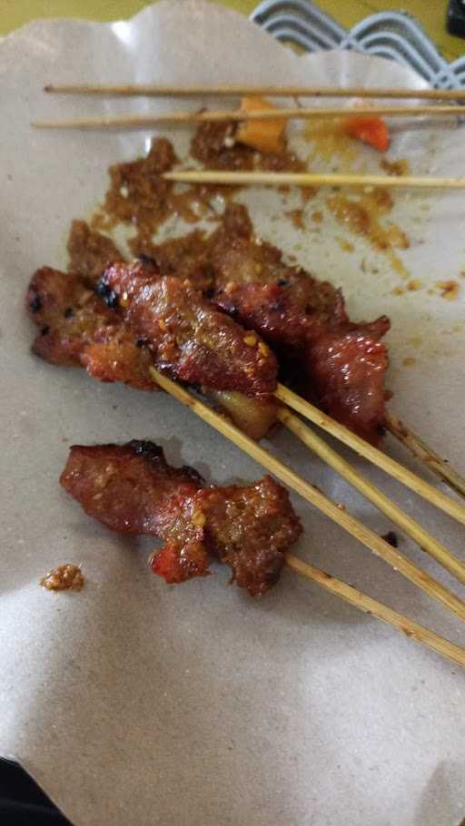 Sate Babi Bu Wayan 2