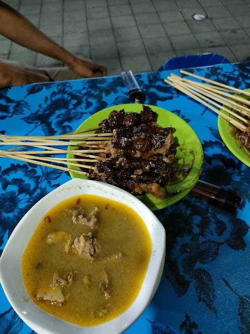 Sate Kambing & Ayam Madura 9