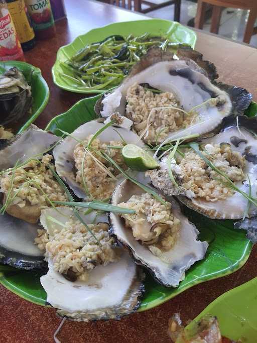 Seafood Bu Rini 6