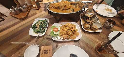 Sisik Seafood 1