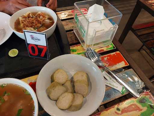 Subur Meatballs (Bakso Subur) 8