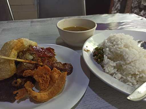 Warung Dungki Babi Guling 5