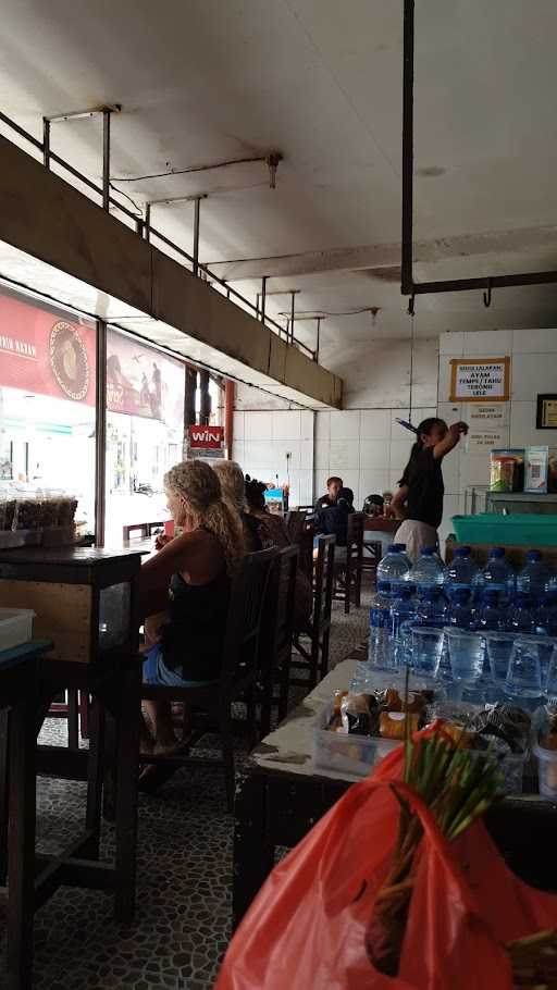 Warung Makan Nikmat Surya 4