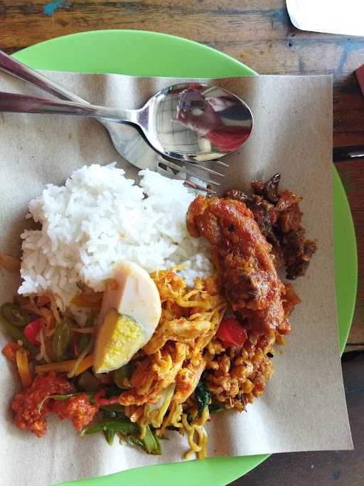 Warung Nasi Jinggo Bu Agus 5