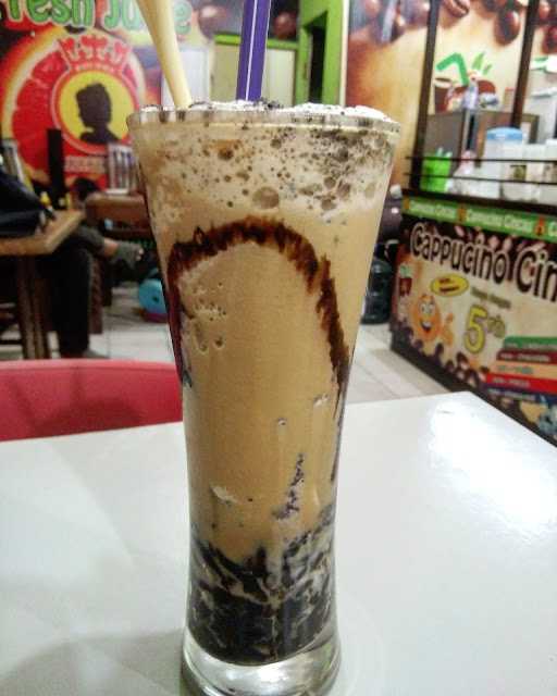 Juice Bar Cappucino Cincau 7