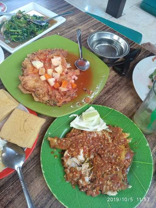 Warung M23 10