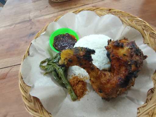 Ayam Bakar Maksu 2