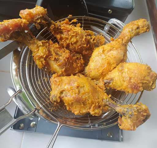 Ayam Penyet Dan Geprek Annisa 4