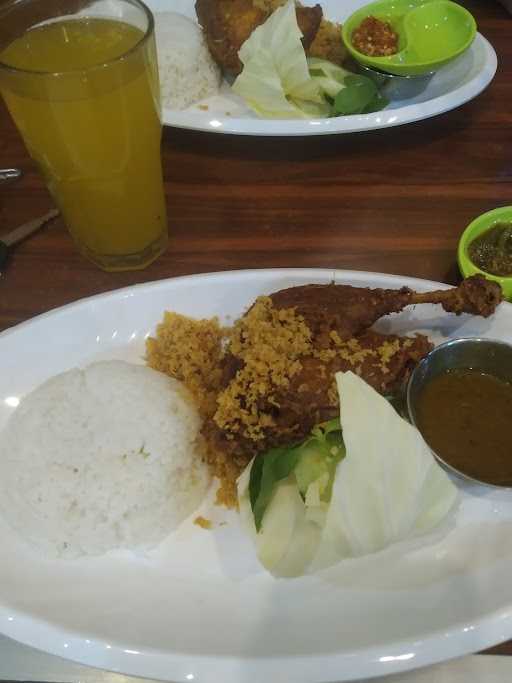 Bebek Goreng Cak Iwan 5