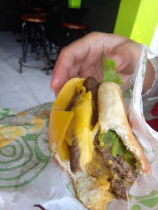 Burger Bangor Wr Supratman 7