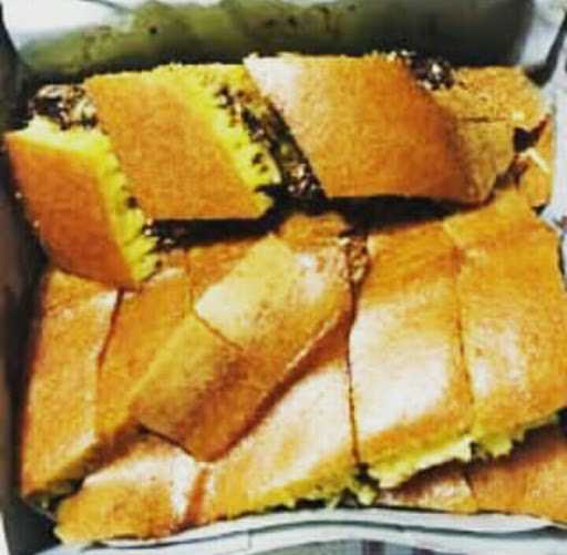 Holland Martabak Terang Bulan 6