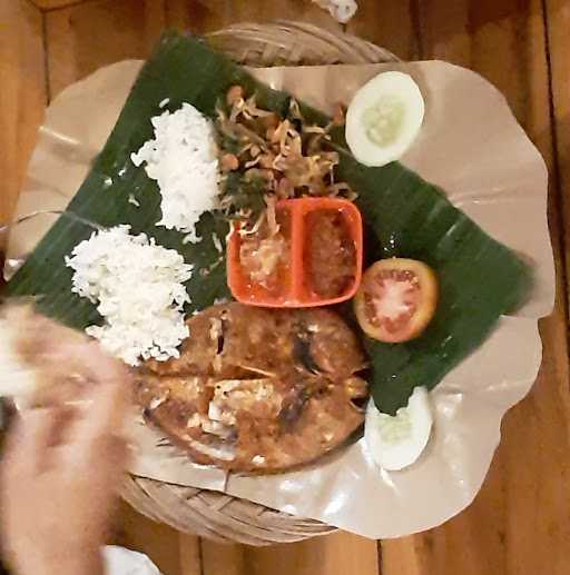 Ikan Bakar Asri 4