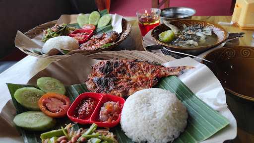 Ikan Bakar Asri 7