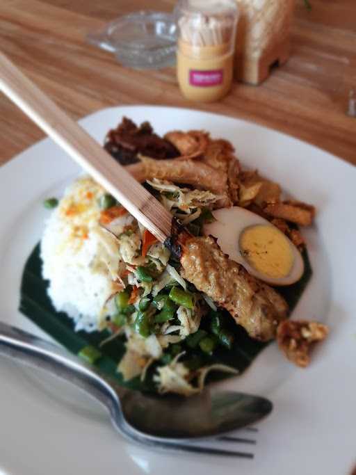 Nasi Ayam Kedewatan Sangtu 8