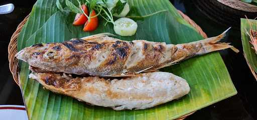 Warung Ikan Bakar Pak Made 7