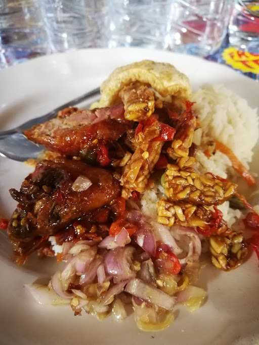 Warung Makan Simpati 8