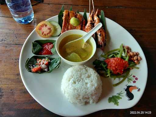 Warung Pencar Bali 8