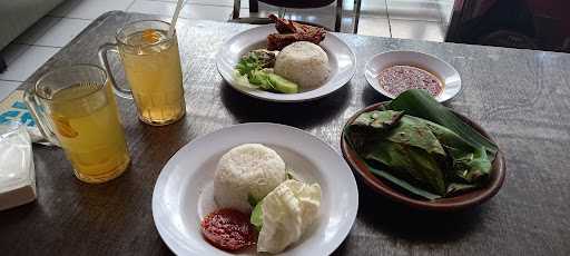 Warung Rasa Mantap 6