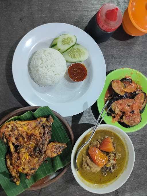 Warung Rasa Mantap 3