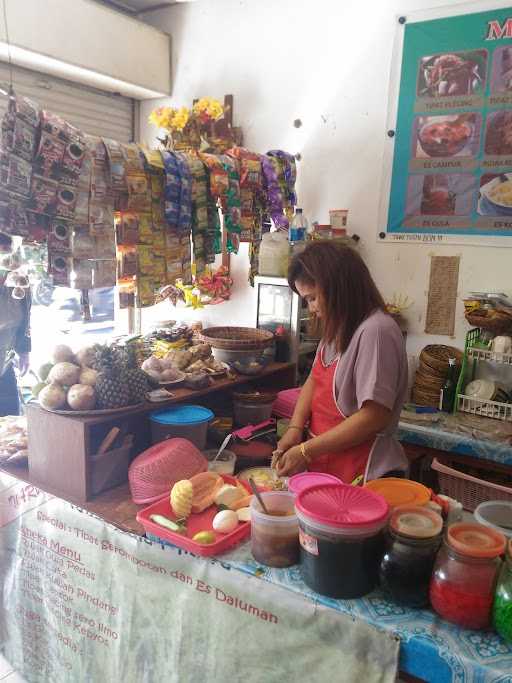 Warung Rujak Pedas Missya 6