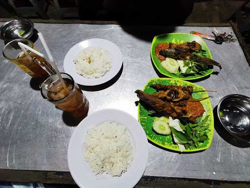 Warung Seafood Merdeka 3