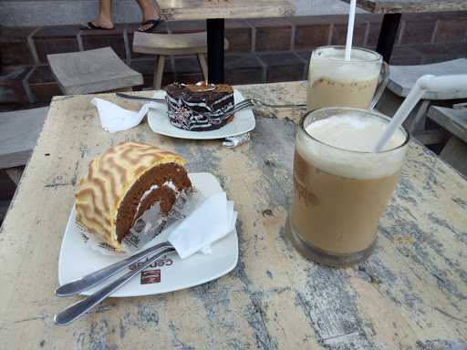 Conato Bakery Cafe 4