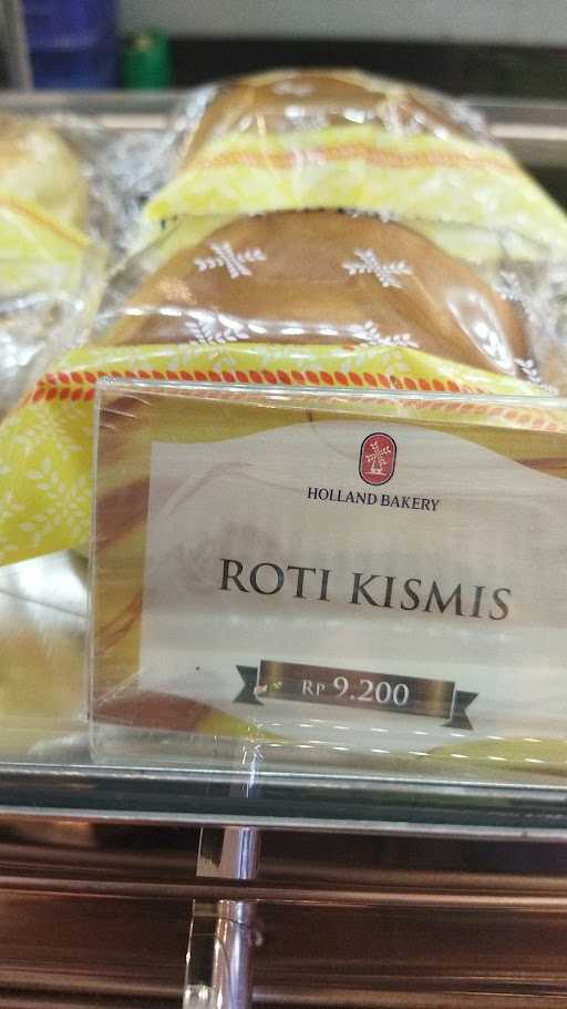 Holland Bakery Buluh Indah 3