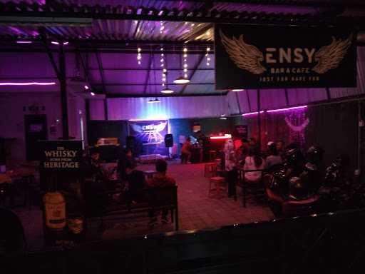 Ensy Bar And Cafe 6