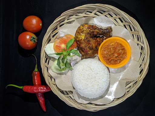 Ayam Bakar Gunung Padang 3