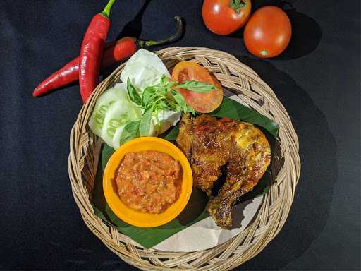 Ayam Bakar Gunung Padang 1