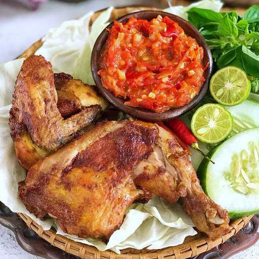 Ayam Bakar Kubu Kitchen 5