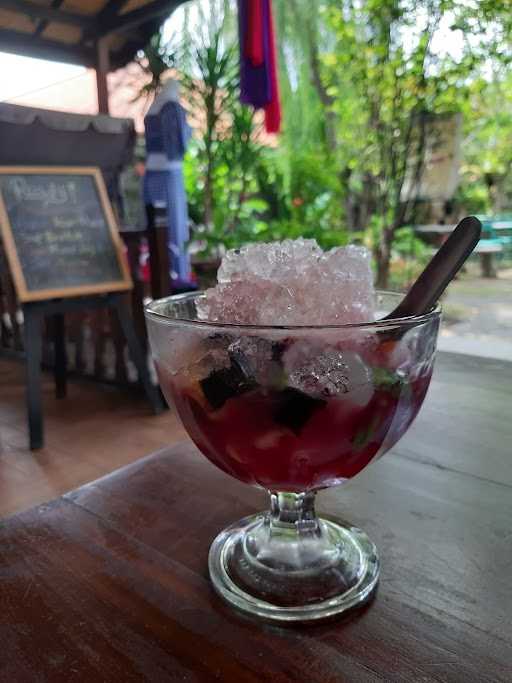 Ayam Goreng Kampung Gatsu Barat 4