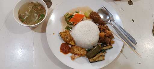 Daun Salam Vegetarian 1