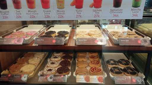 Mister Donut 6