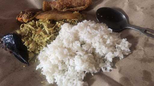 Nasi Babi Ibu Kaler 10