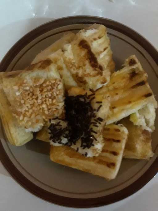 Roti Bakar Bandung Ubung 1