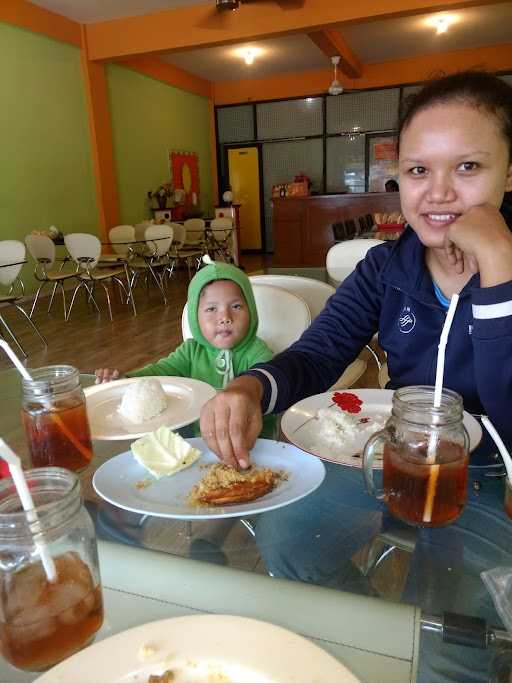 Rumah Makan Ayam Goreng Acc 1