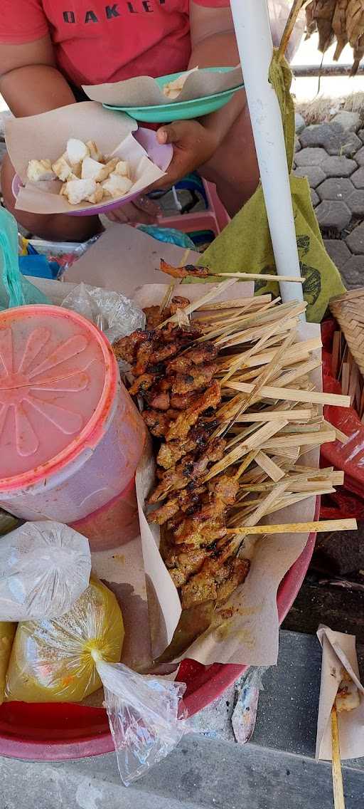 Sate Babi Pattimura 7