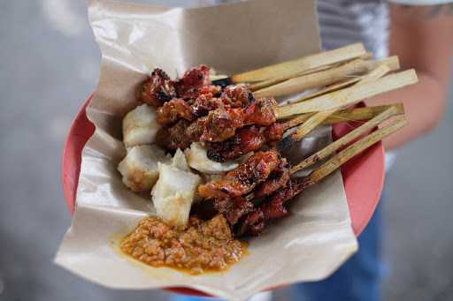 Sate Babi Pattimura 9