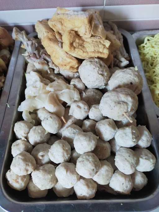 Sobi, Bakso Babi 8