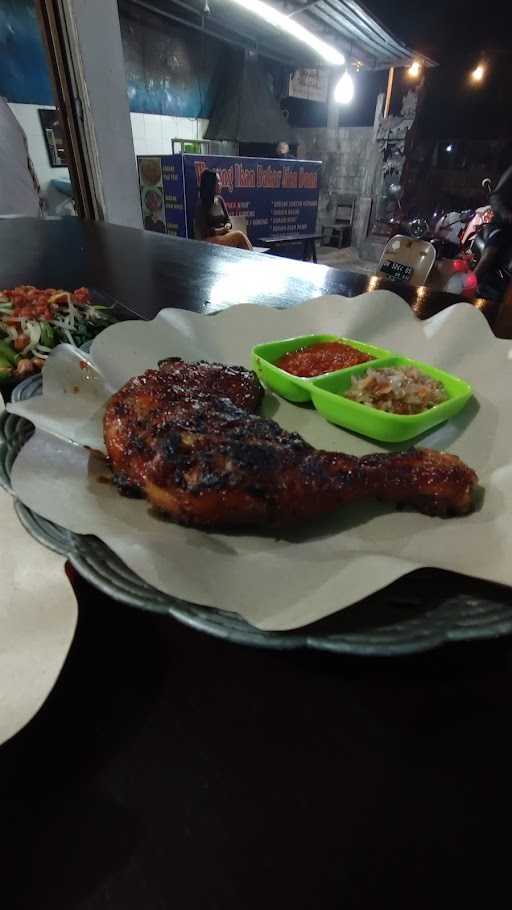 Warung Ikan Bakar Men Dona 3