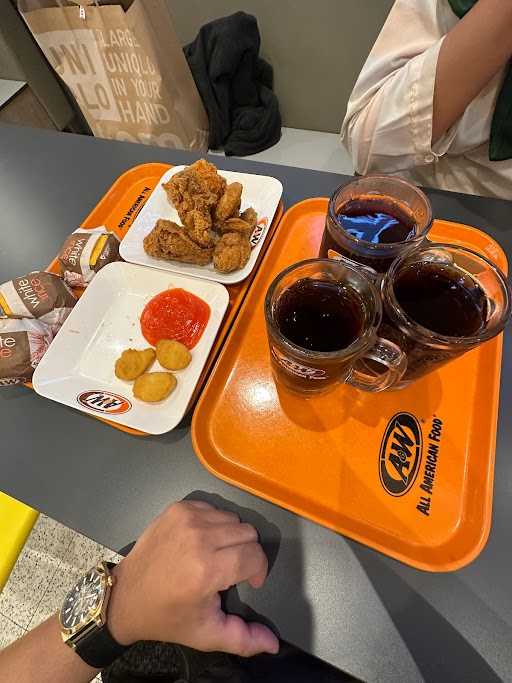 A&W Restoran - Pakuwon Mall Jogja 9