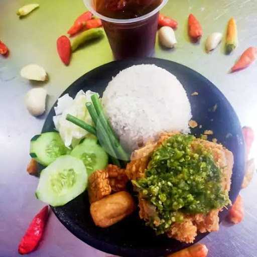 Ayam Penyet Sambal. Ijo 7