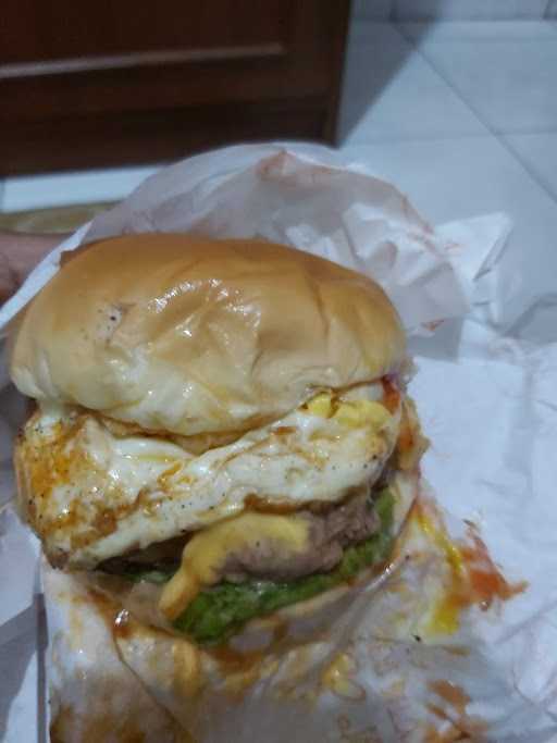 Burgerax Selokan Mataram 3