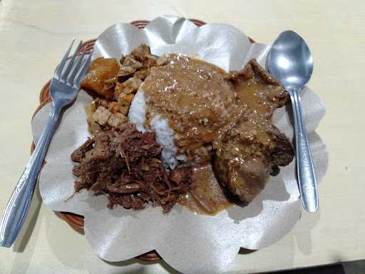 Gudeg Mbak Henny 10