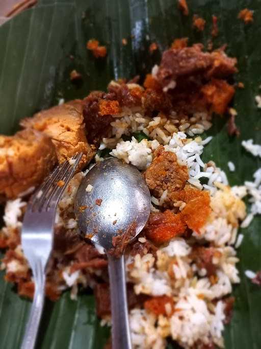 Gudeg Yu Djum Pusat Maguwo 9