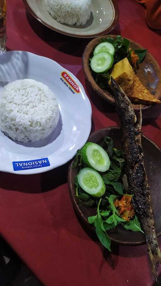 Ikan Bakar Mang Ujang 10