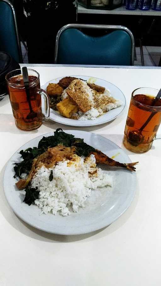 Rumah Makan Buyung Upik 9