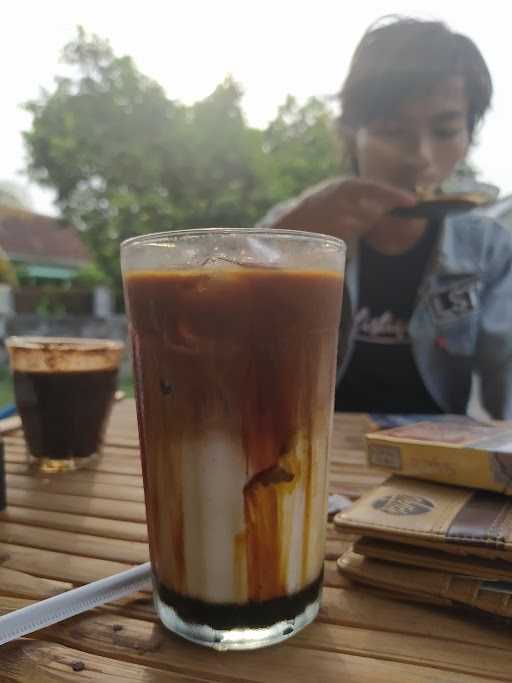 Aladeen Coffee 2