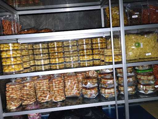 Nadia Bakery 10